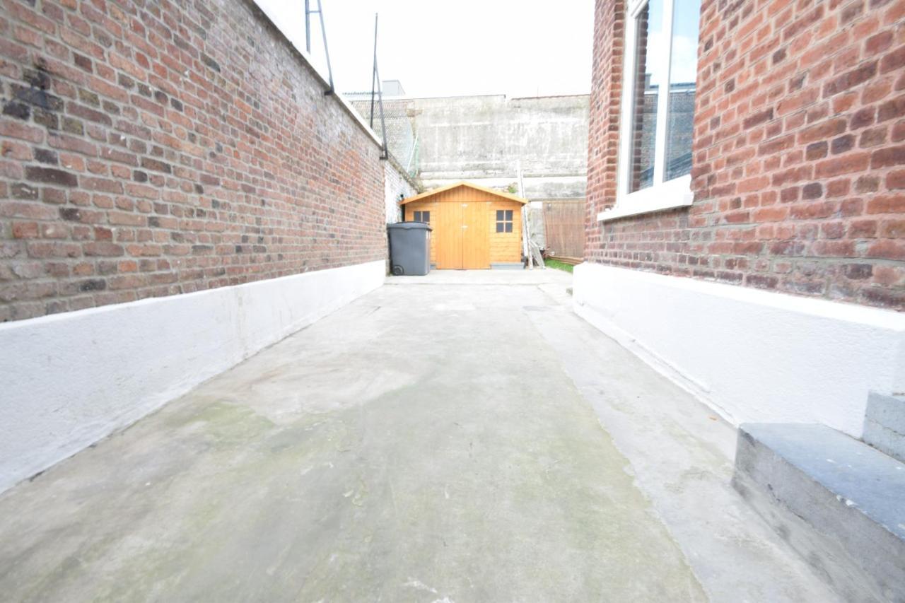 Hyper Centre Valenciennes - Wifi - Terrasse - Tramway - Lerelaisdodile2 Apartment Bagian luar foto