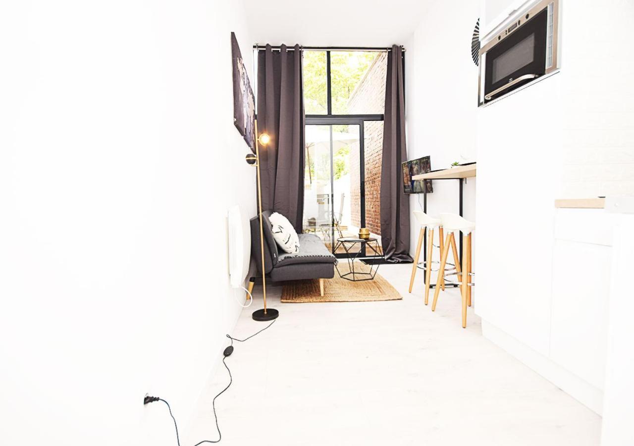 Hyper Centre Valenciennes - Wifi - Terrasse - Tramway - Lerelaisdodile2 Apartment Bagian luar foto